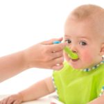 Bebe sendo alimentado - programação metabólica e 1000 dias da criança